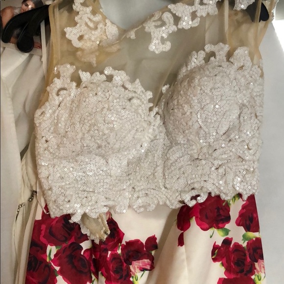 2-Piece JOVANI gown - Picture 2 of 8